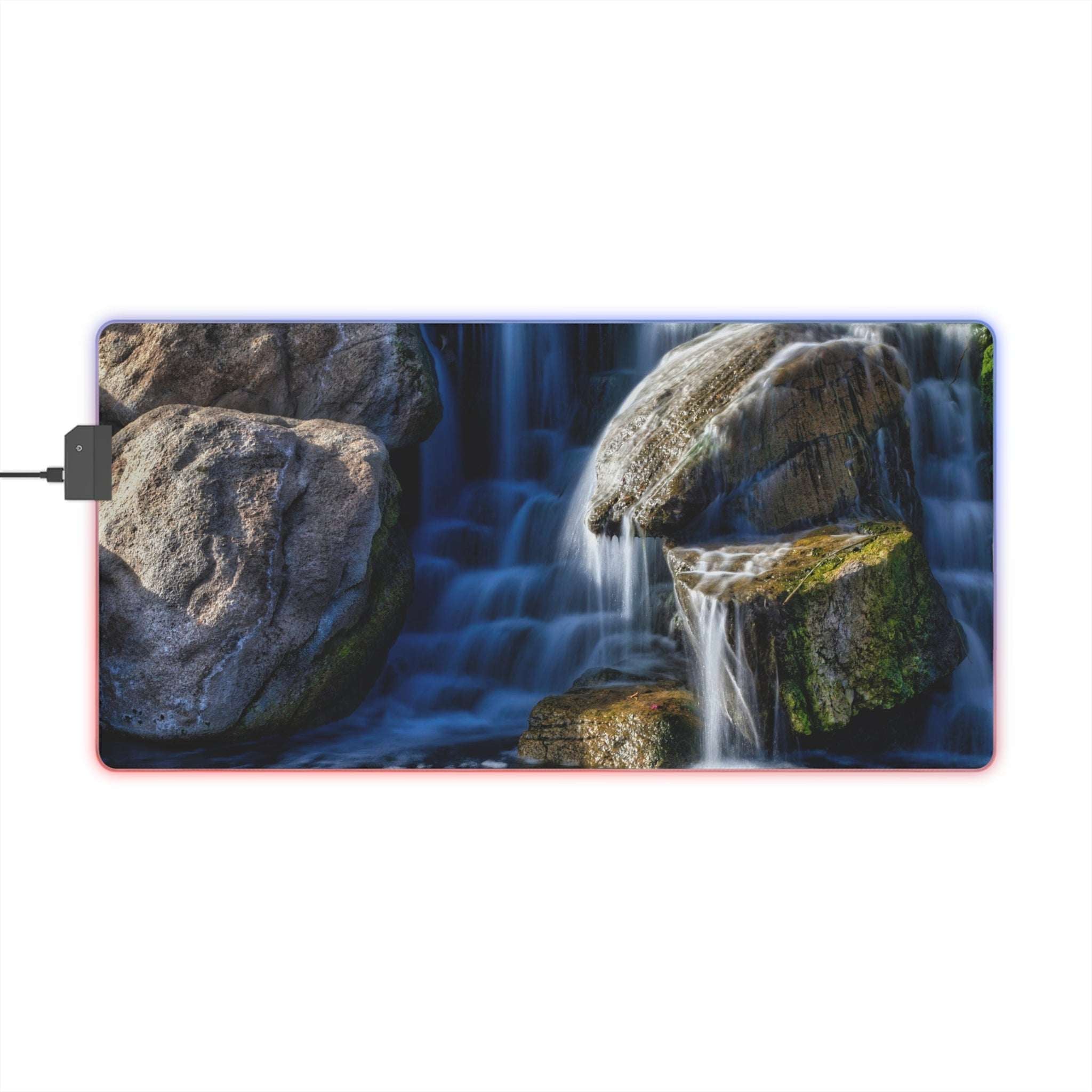 Tapis de Souris Gaming LED RGB Cascade — Design Nature & Éclairage XXL | PadCraft Studio - PadCraftStudio